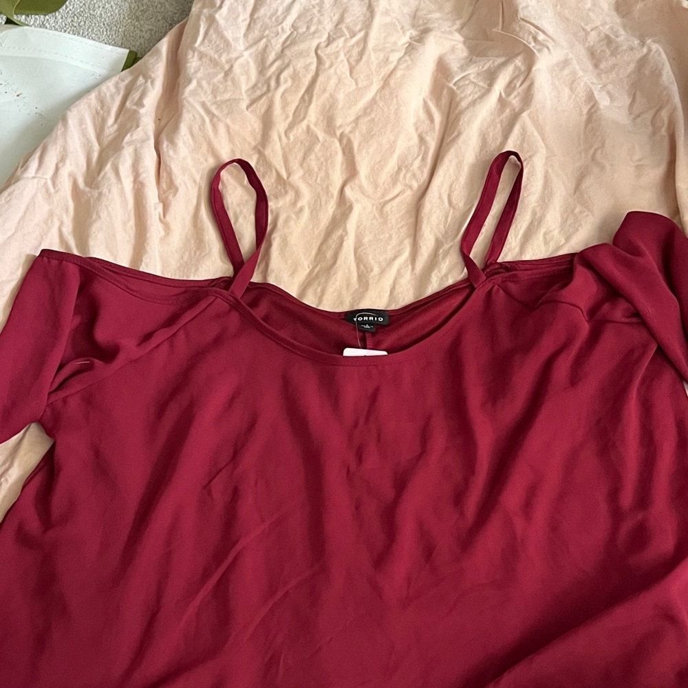 Torrid burgundy cold shoulder top 1
